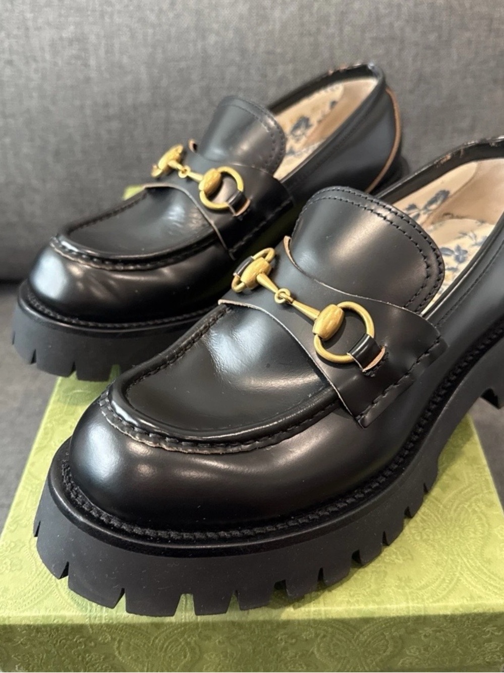 Gucci Horsebit Lug Sole Leather Loafers | Size 38.5